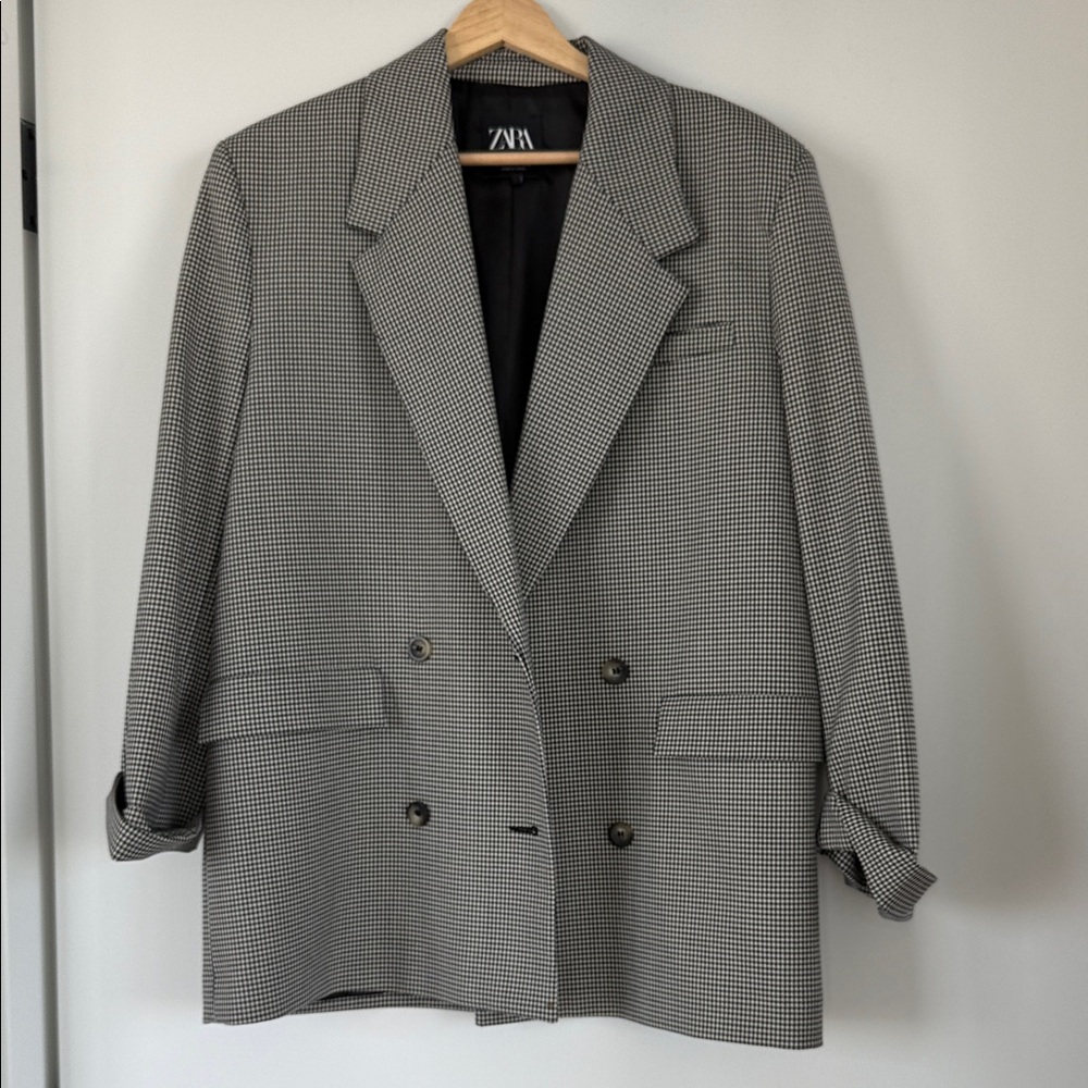Zara Women's Black and White Checkered Blazer